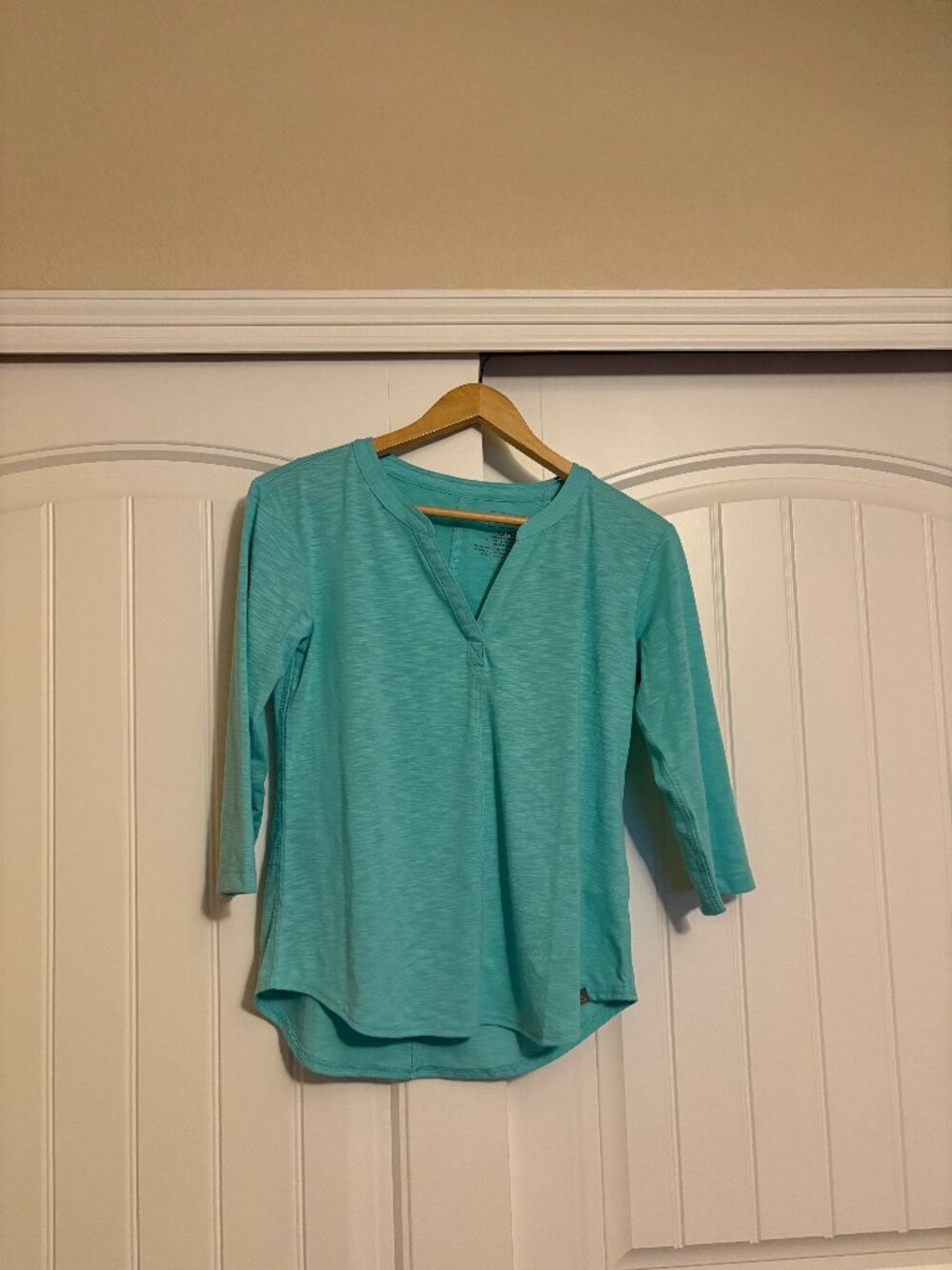 L.L. Bean Popover Top XS Petite XSP Fair Aqua Blue 3/4 Sleeves NWOT Deep V Neck